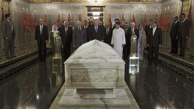 El Rey rinde homenaje al primer Rey de Marruecos