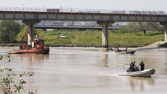 La primera declaración de Carcaño apuntaba a la zona del río bajo la pasarela entre el descampado del Charco de la Pava y Camas