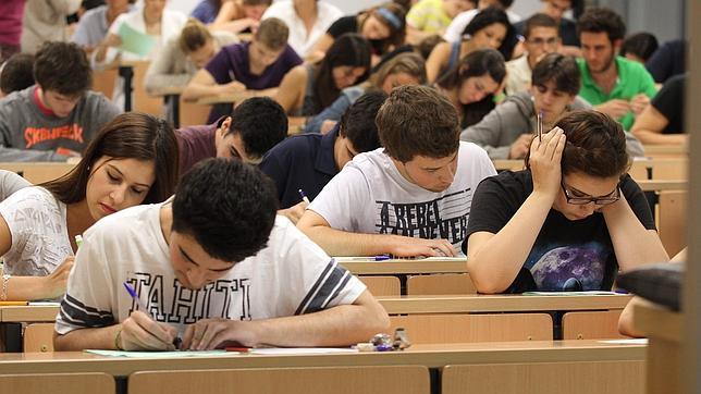El doble grado de Matemáticas-Física en la Complutense, con 13,04 puntos, la nota de corte más alta