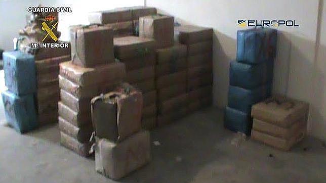 Cae una red que blanqueó 50 millones de euros por la venta de hachís en Europa