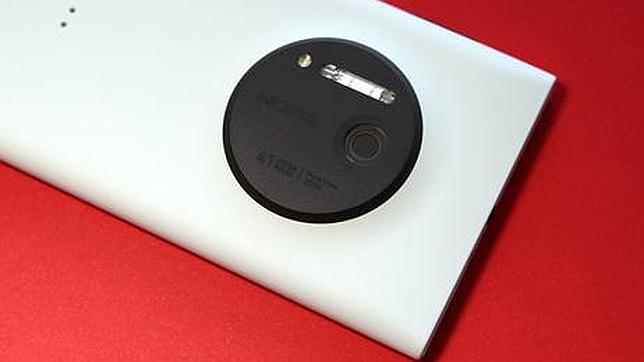 Por qué eligió Nokia el policarbonato para el Lumia 1020