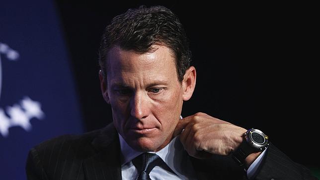 Armstrong reaparece: «Mi error fue seguir la corriente»