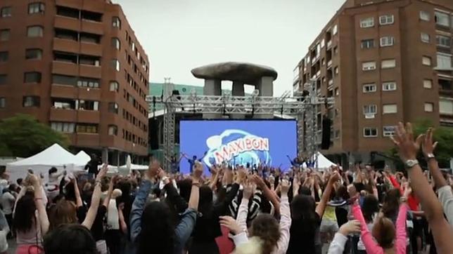 Juan Magán estrena su primer «maxiclip»