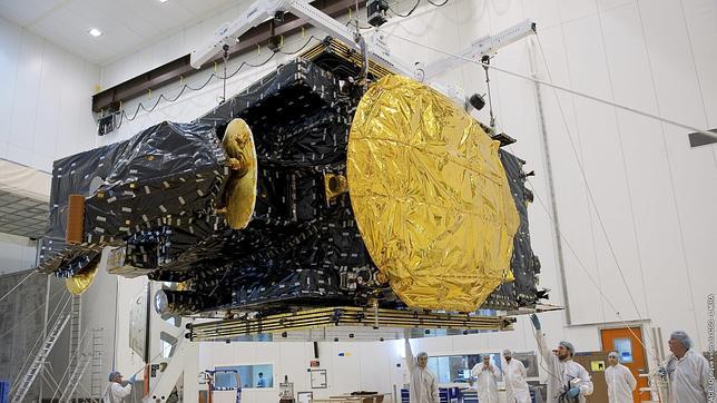 Abertis toma el control de Hispasat tras adquirir su participación a Defensa