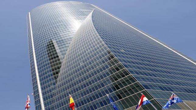 El diseño de Torre Espacio hace que parezca distinta si se ve desde un punto u otro de la capital