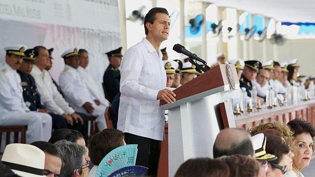 Peña Nieto admite que el crimen controla zonas del estado de Michoacán