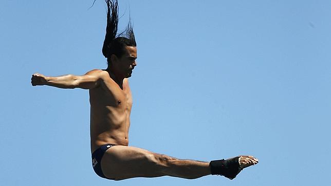 El salto desde el infinito de Orlando Duque