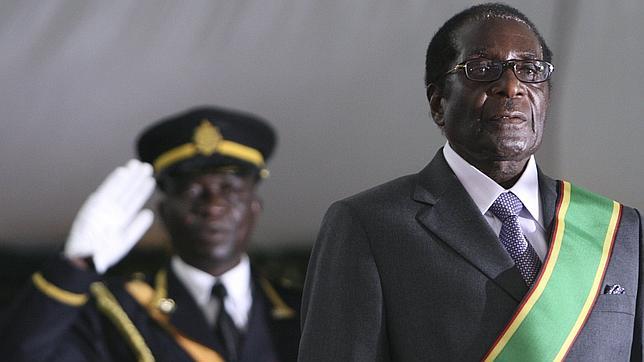 Robert Mugabe, el hombre que no quiso ser Nelson Mandela