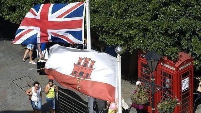 El PSOE advierte de que una tasa de 50€ para entrar y salir de Gibraltar es «un despropósito»