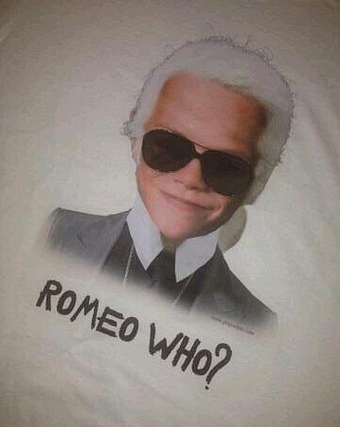 El lado más gracioso de Romeo Beckham: convertirse en Karl Lagerfeld