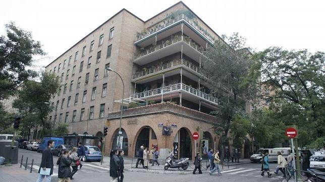 La «Casa de las flores» acoge hoy un centro de día del Ayuntamiento de Madrid