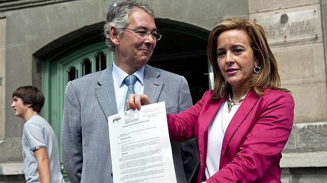 Según el PP, el PNV ampara la provocación de la «txupinera» Artola