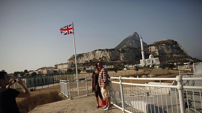 Una eurodiputada británica defiende el boicot a España en apoyo a Gibraltar