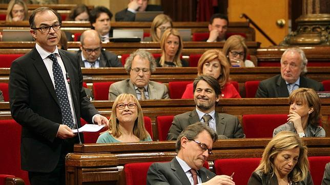 CiU pide a Rajoy «altura de miras» en su respuesta a la petición del referéndum