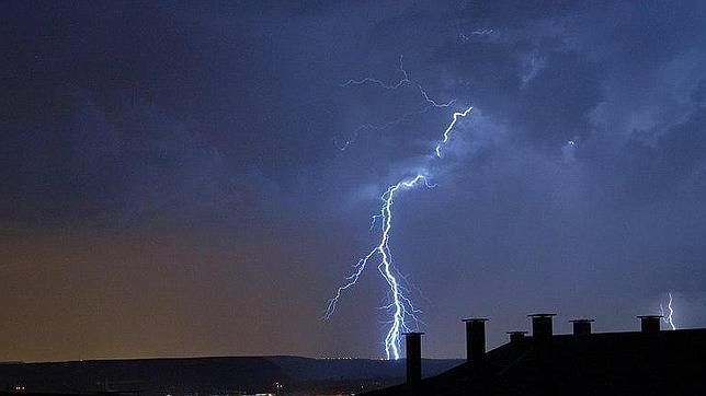 ¿Cómo se produce un trueno?