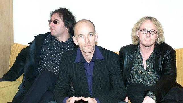 REM planea sacar sus singles para recaudar dinero para caridad