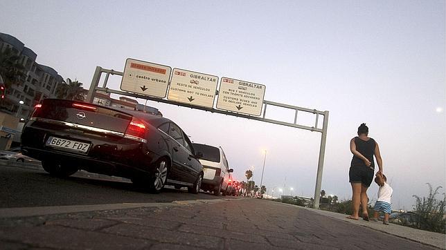España estudia una «tasa por congestión» en la Línea «compatible» con la UE