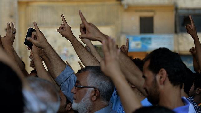 Miles de partidarios de Mursi marchan en Egipto sin que se registren incidentes