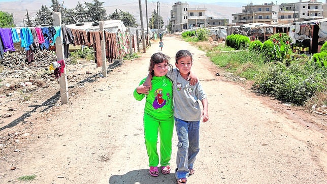 Hablan niños refugiados en Siria: «Las bombas caían sobre mi casa»