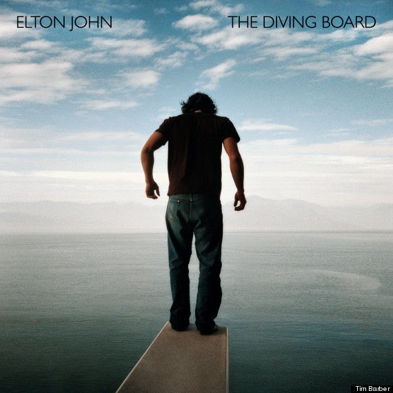 El nuevo disco de Elton John, «The Divine Board», saldrá a la venta el 17 de septiembre