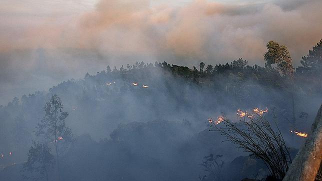La UME amplía su dispositivo en Oia con más de 300 militares