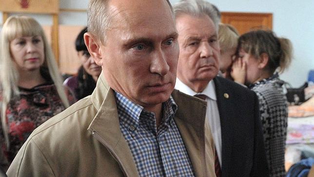 Putin considera una «tonteria» las acusaciones de que Al Assad usó armas químicas