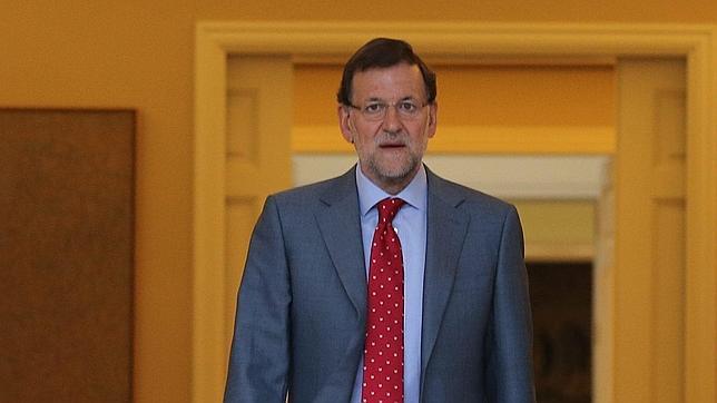 Rajoy, en vuelo de línea regular para volver de Vigo