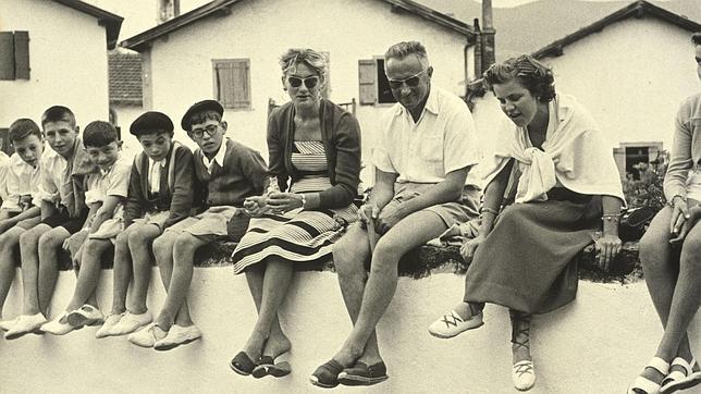 «Village Festival, Basque Country, France, 1951», de Robert Capa. Detalle