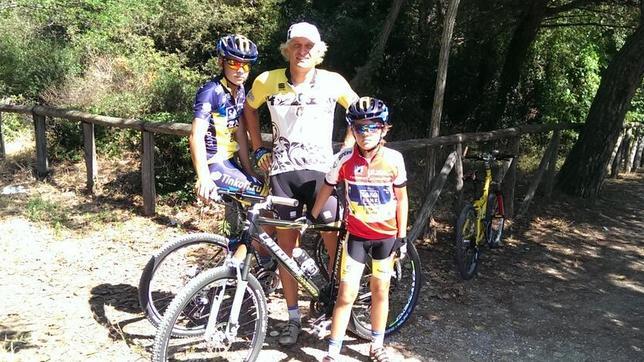 «Contador es un gran ciclista cuando habla con Fuentes o come la carne correcta»