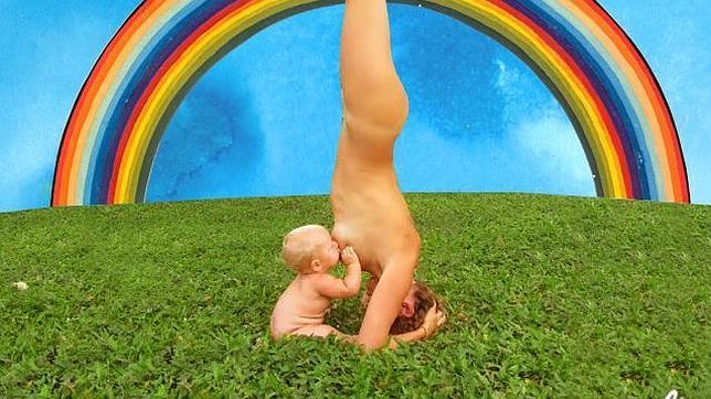 Polémica por la eliminación de Instagram de la imagen de una madre budista dando el pecho cabeza abajo