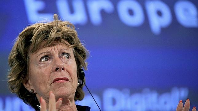 Adiós al «roaming», la enésima frontera europea