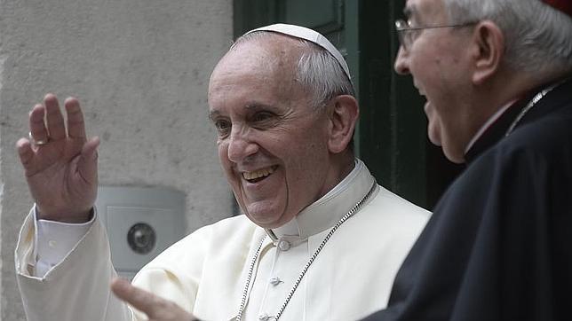 El Papa pide abrir a los refugiados los conventos vacíos