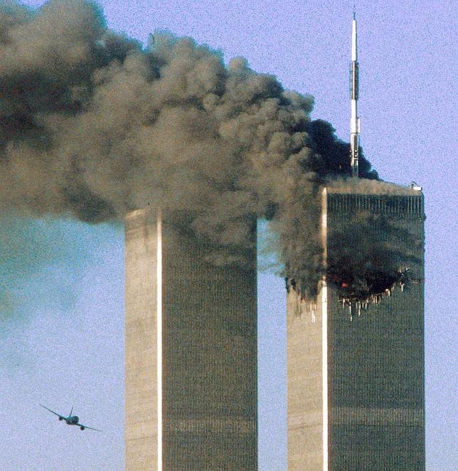 Las Torres Gemelas de Nueva York, poco antes del impacto del segundo avión el 11 de septiembre de 2001