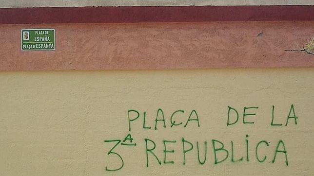 El PSOE pide que se retire el nombre de España de una plaza de Vinaroz