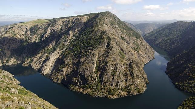La Xunta apoya la candidatura para que la Ribeira Sacra sea declarada Patrimonio de la Humanidad