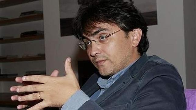 Gonzalo Torné publica su nueva novela, «Divorcio en el aire»