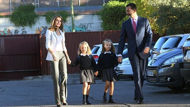 Las Infantas Leonor y Sofía empiezan un nuevo curso