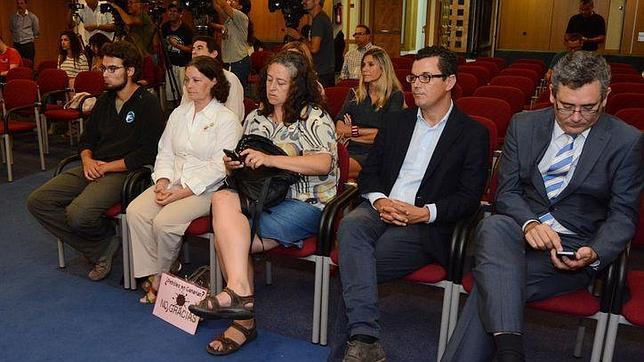 Paulino Rivero advierte fisuras en su batalla y pide «unidad» contra el petróleo