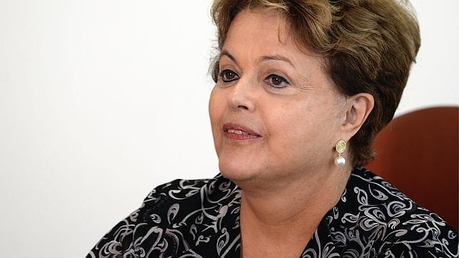 Rousseff suspende su viaje a Washington, en respuesta al espionaje de la NSA