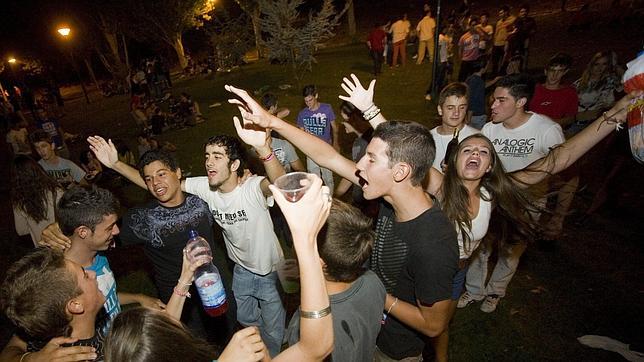 El peligro de mezclar alcohol con bebidas energéticas