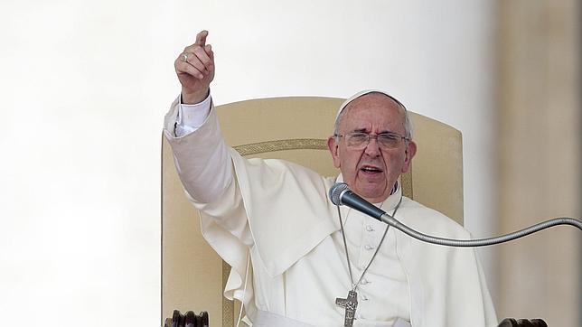 El Papa advierte: «Si sigues la vía del dinero, al final serás un corrupto»