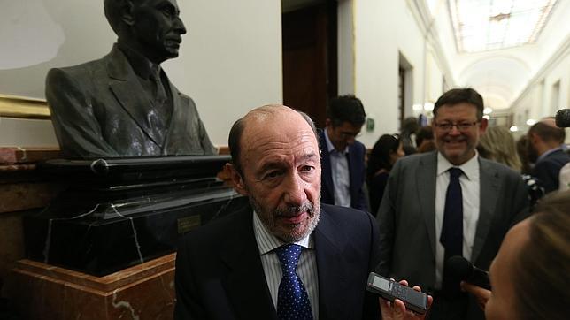 Rubalcaba califica el modelo educativo de Wert de «injusto e insostenible»