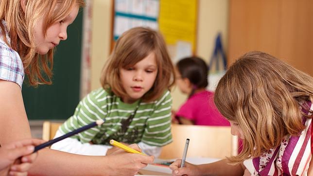 «No es que los niños alemanes sean más listos. Es que aquí los atornillamos a la silla»