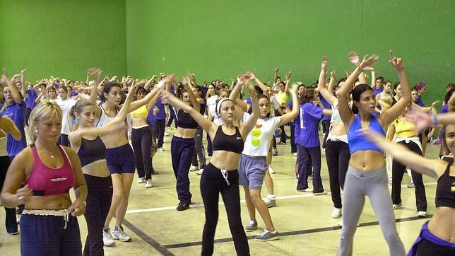 Los polideportivos municipales ofrecen 180.000 plazas para este curso