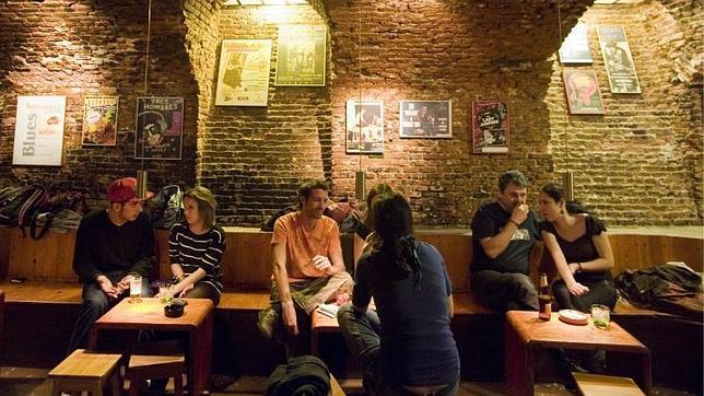 La Coquette es una especie de bodega antigua, en pleno centro de Madrid