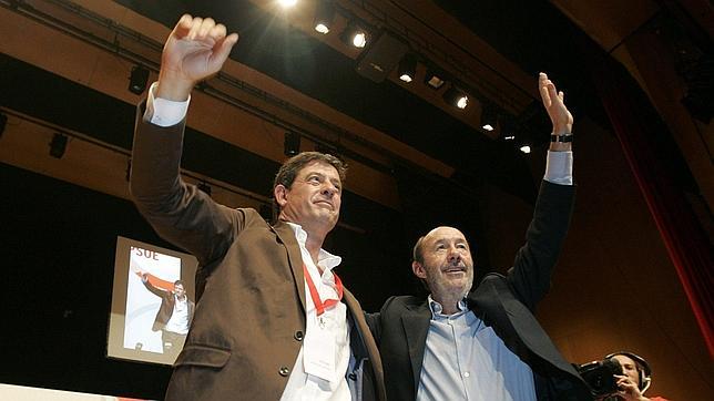 Besteiro, tras obtener el 95 por ciento de los votos: «Vuelve el PSdeG»