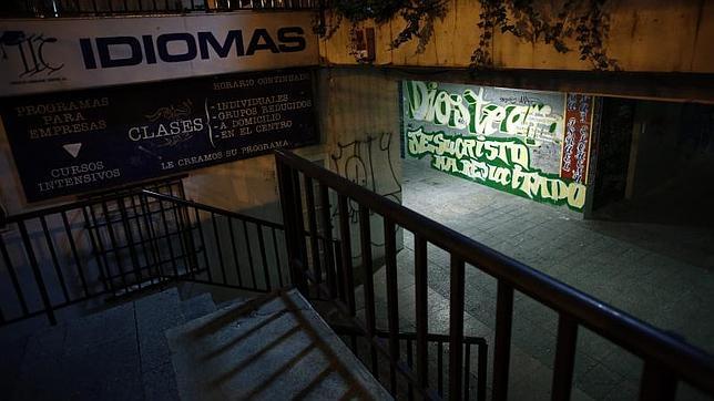 Ana Botella estudiará el cierre nocturno de los bajos de Azca