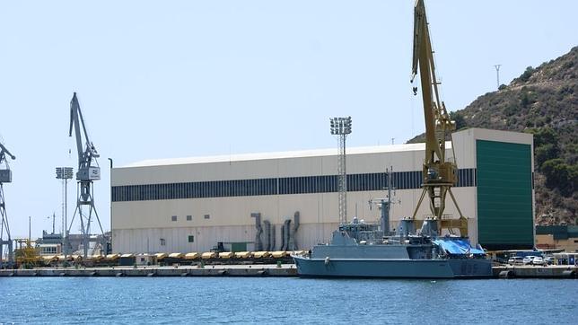 Morenés ve necesaria la gran carena del submarino 'Tramontana'
