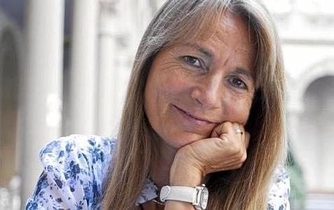 Amalia Lafuente:«La novela médica debe plantear dilemas éticos»