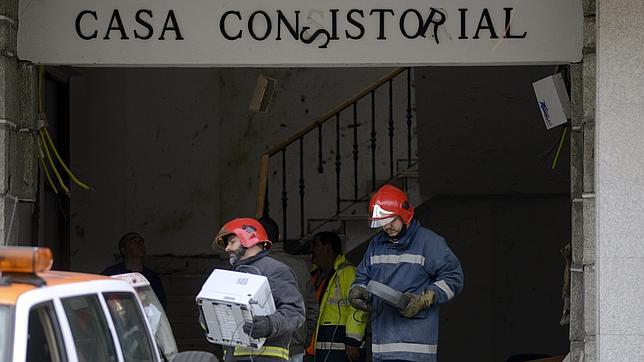 El alcalde de Beade dice que no molesta a nadie por su aprecio al franquismo